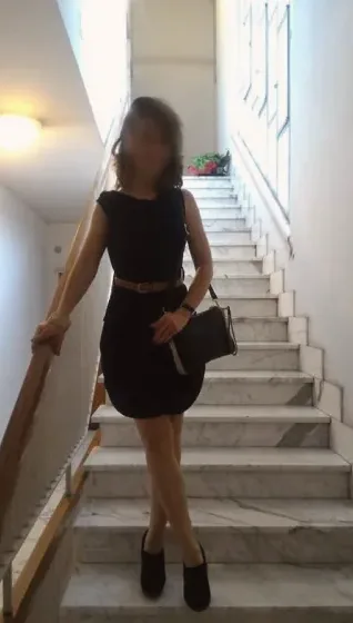 Nathalie, 31