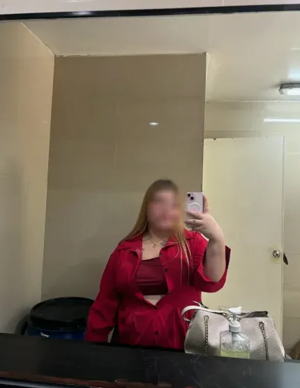 Sabine, 26