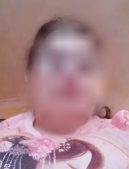 Sophie, 38